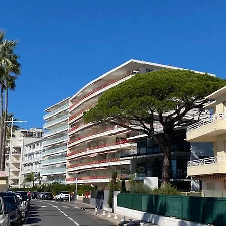 Апартаменти Beau Front De Juan Les Pins Vue Exceptionnelle